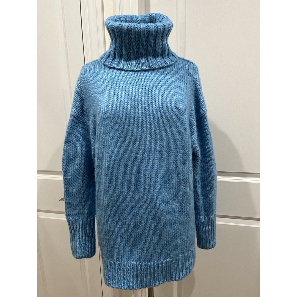 New! American Eagle Turtleneck Sweater Blue Women's Size Medium NWT  COZY  (543)